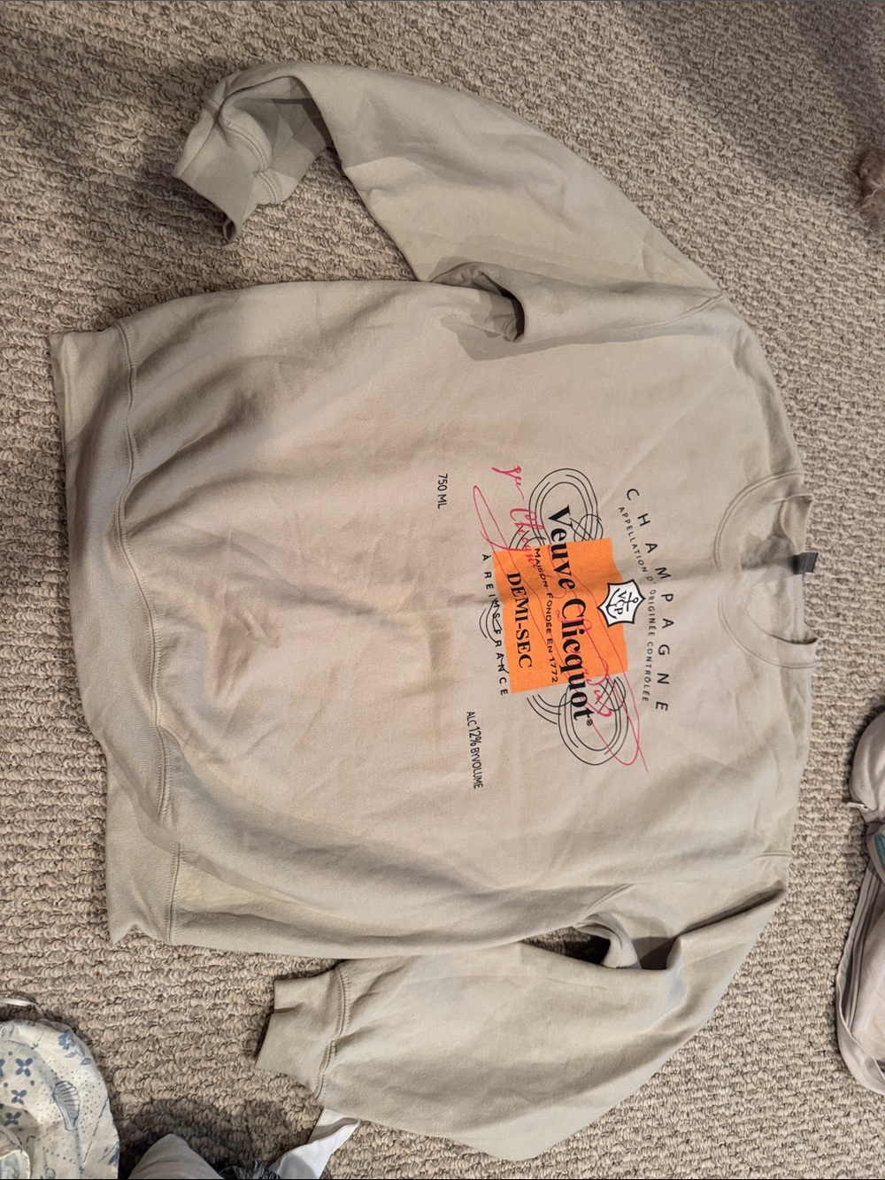 Veuve Graphic Crewneck Sweatshirt - Cream